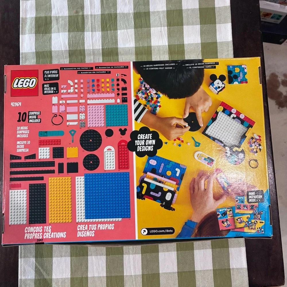 Lego DOTS Disney Mickey Back to School Project Box 669 pieces product 41964 NIB